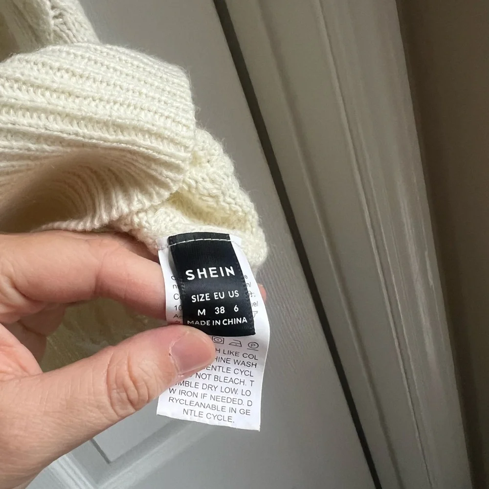 SHEIN Cream V-Neck Cable Knit Sweater Vest - Picture 2 of 3